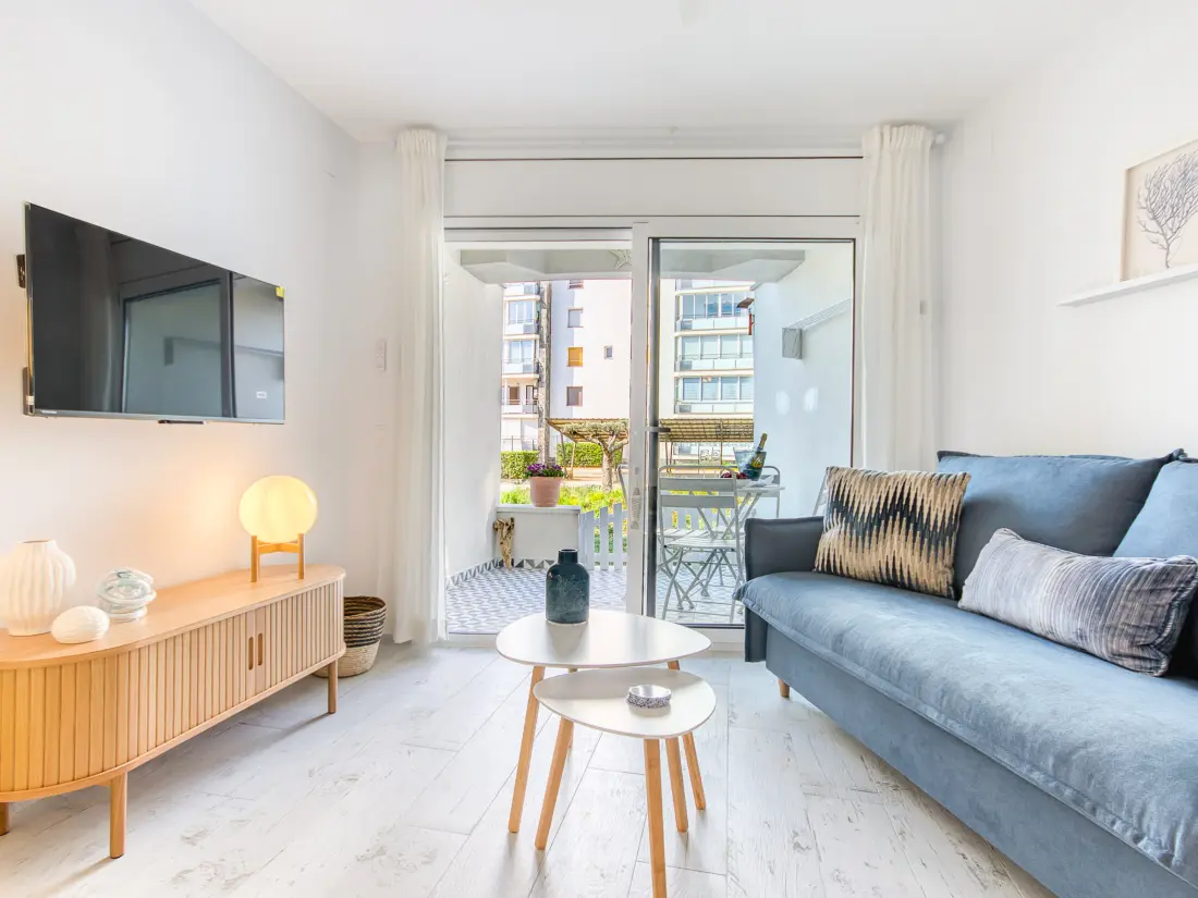 Location de Vacances Roses 1128