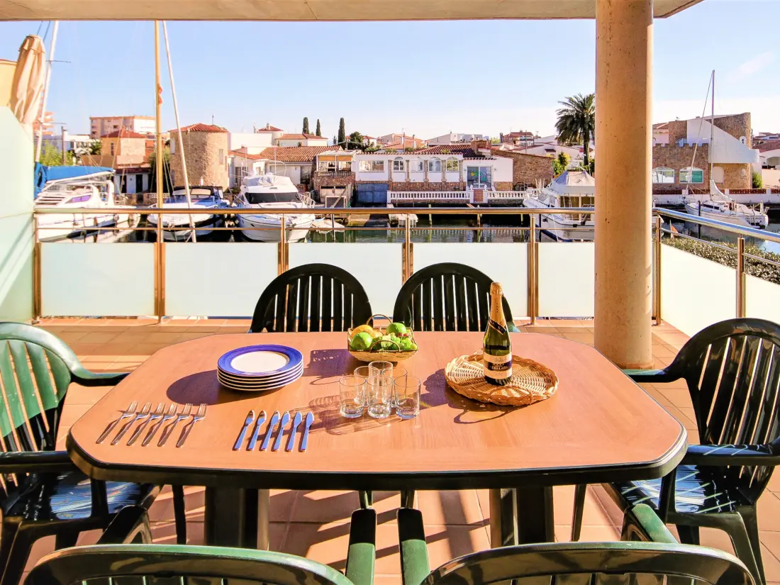Location de Vacances Roses 1129