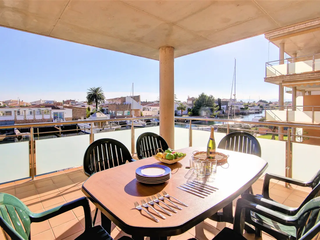 Location de Vacances Roses 1129