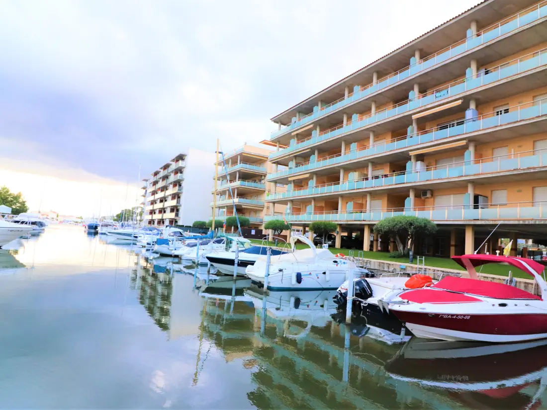 Location de Vacances Roses 1129