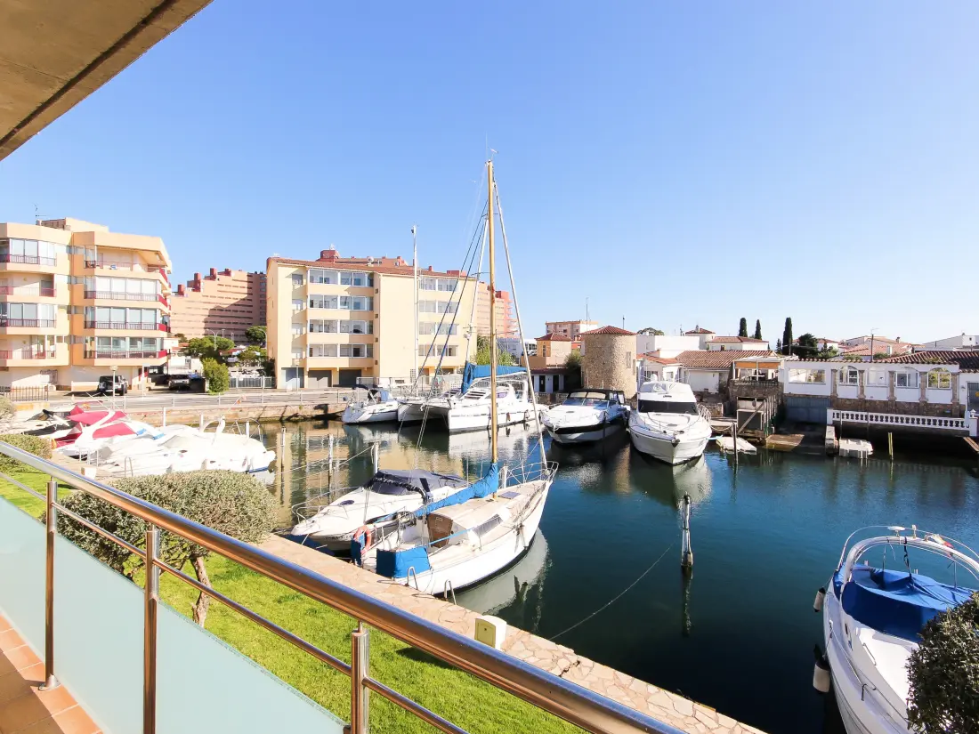 Location de Vacances Roses 1129
