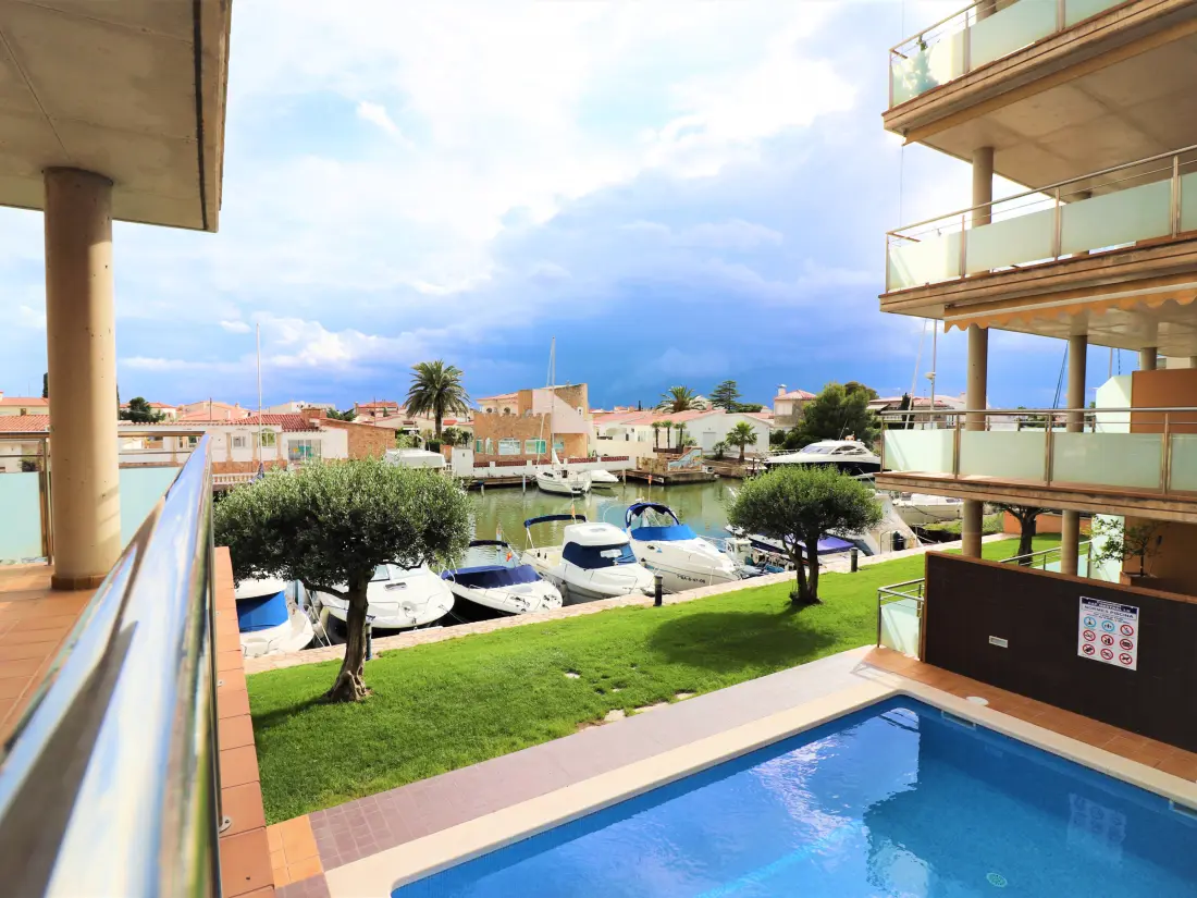 Location de Vacances Roses 1129