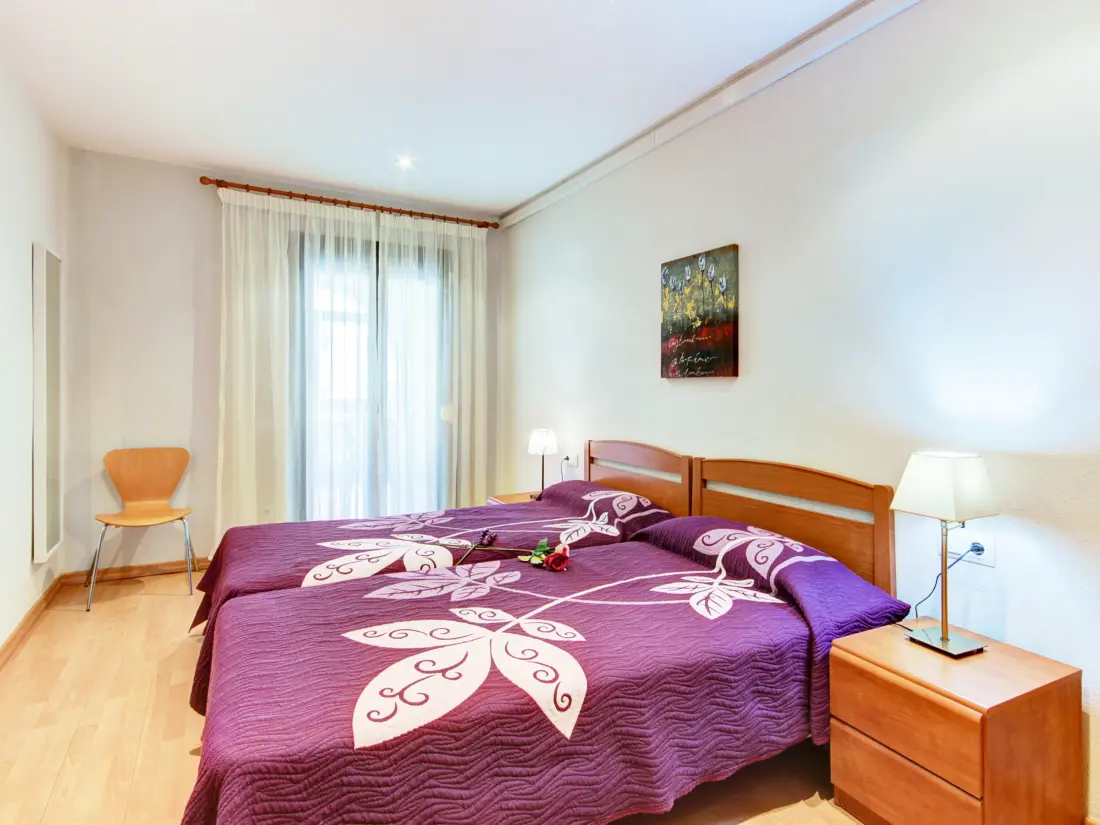 Location de Vacances Roses 1135