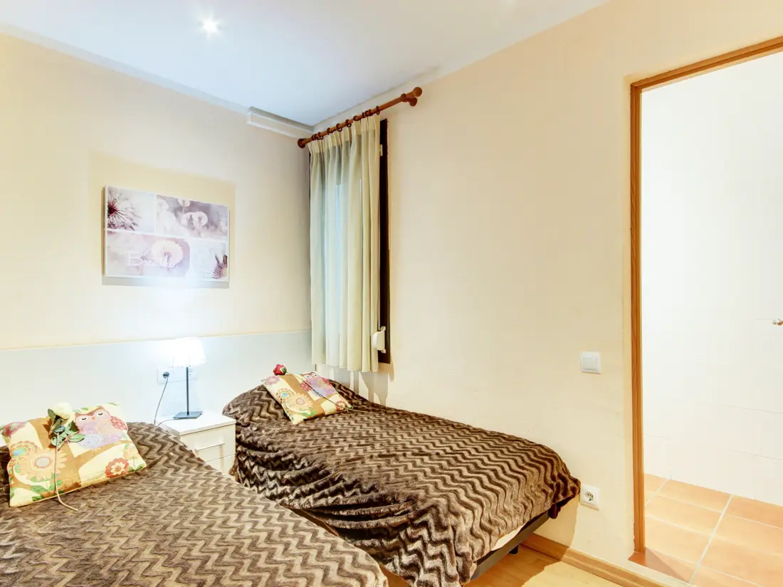 Location de Vacances Roses 1135
