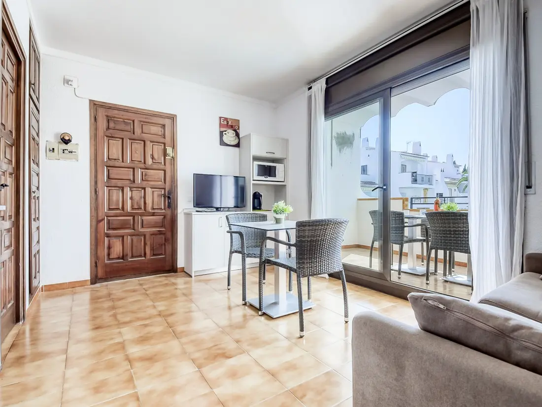 Location de Vacances Roses 1136