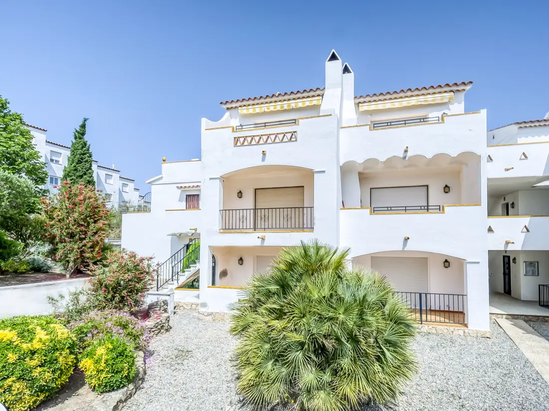 Location de Vacances Roses 1136