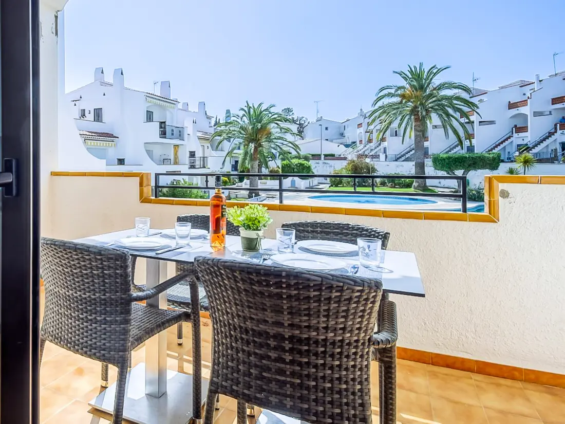 Location de Vacances Roses 1136