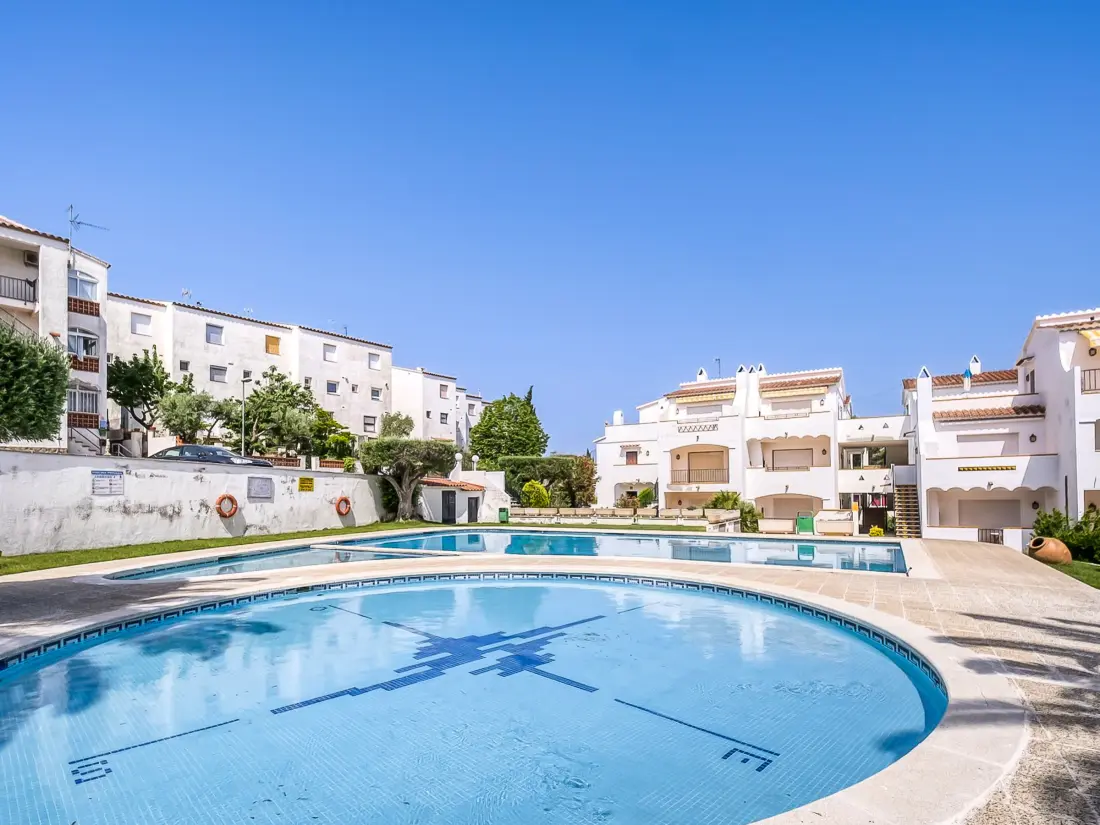 Location de Vacances Roses 1136