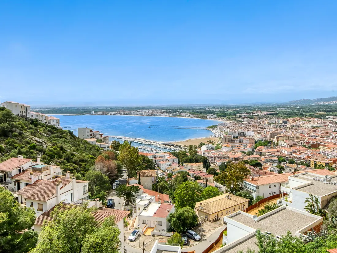 Location de Vacances Roses 1143