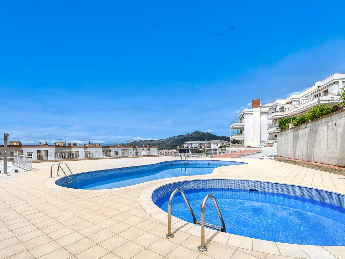 Location de Vacances Roses 1148