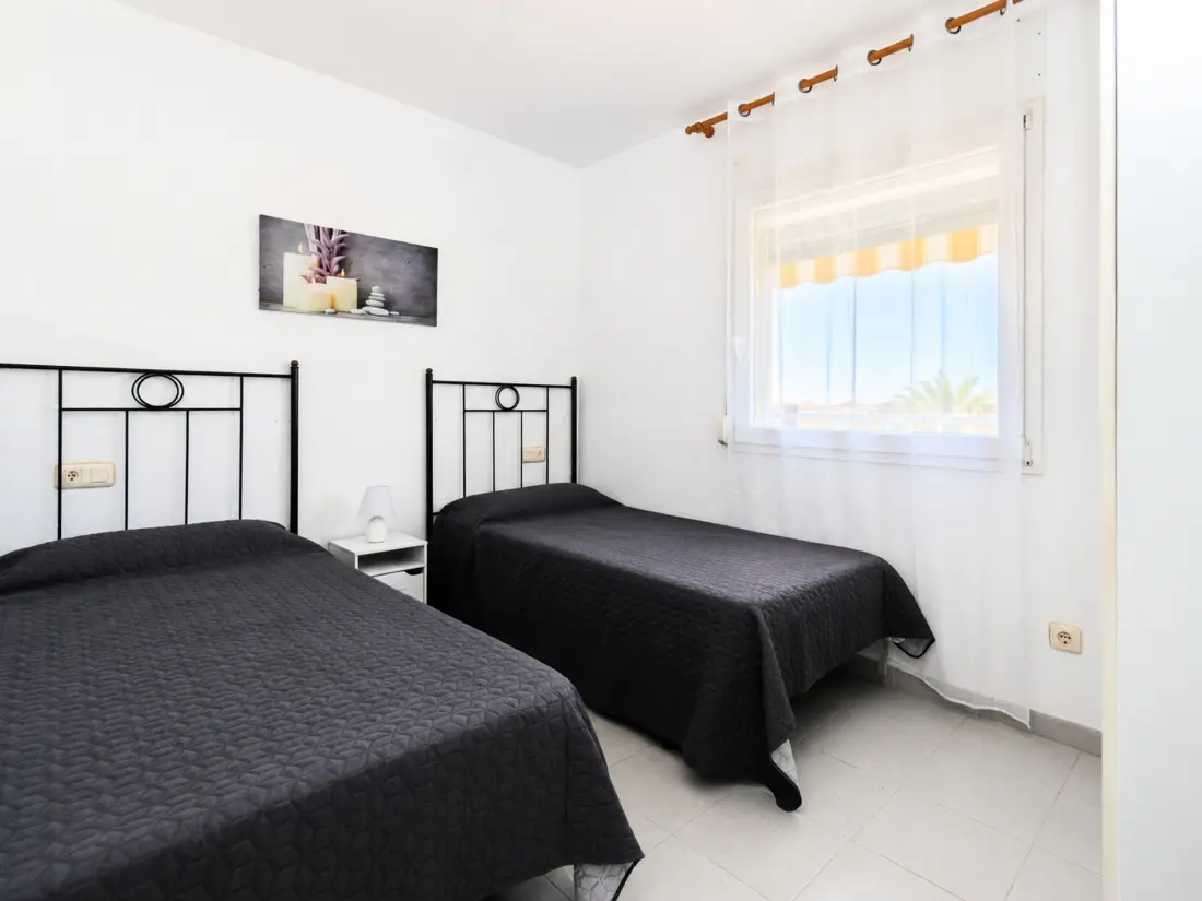 Location de Vacances Roses 1165