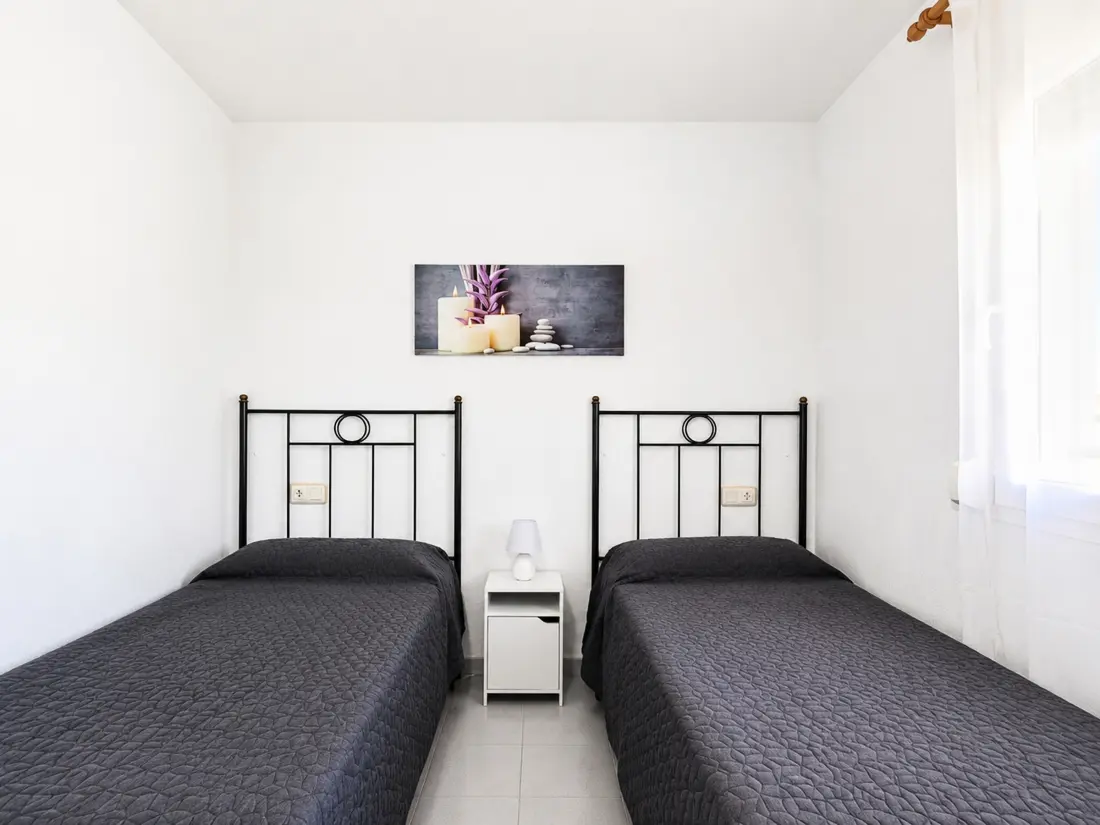 Location de Vacances Roses 1165