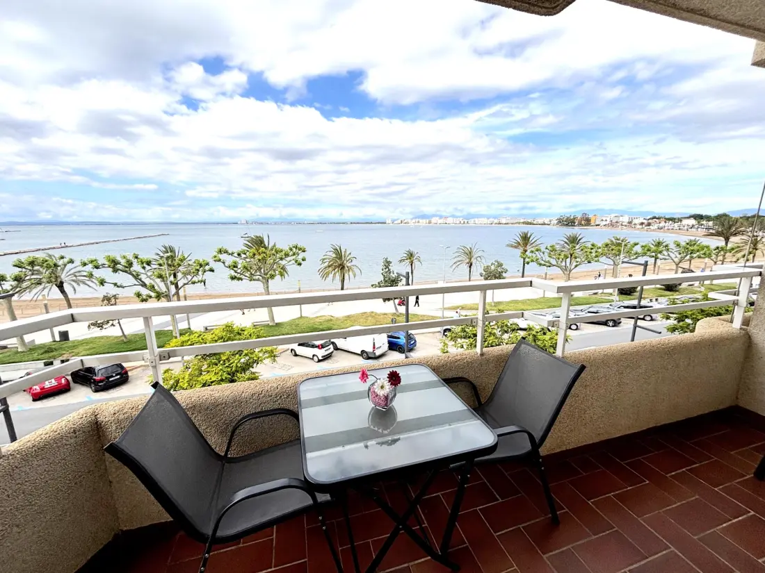 Location de Vacances Roses 1179