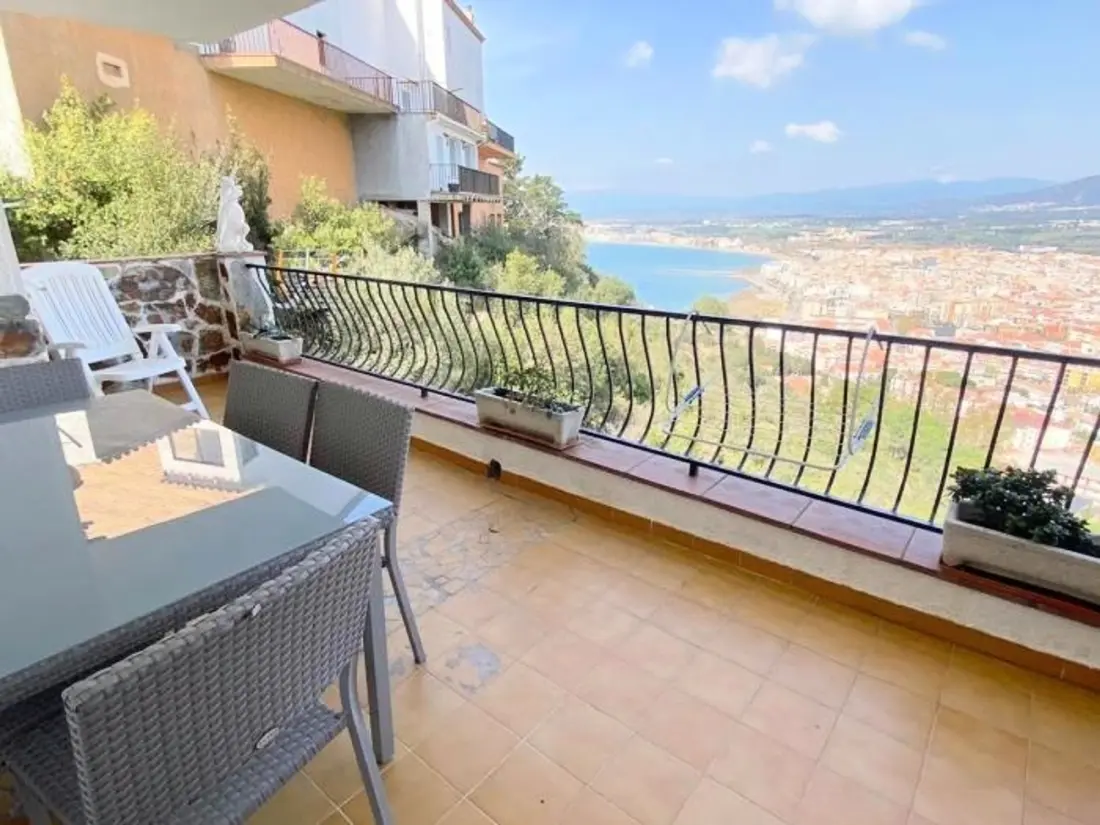 Location de Vacances Roses 1182