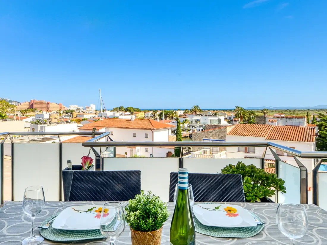 Location de Vacances Roses 1183