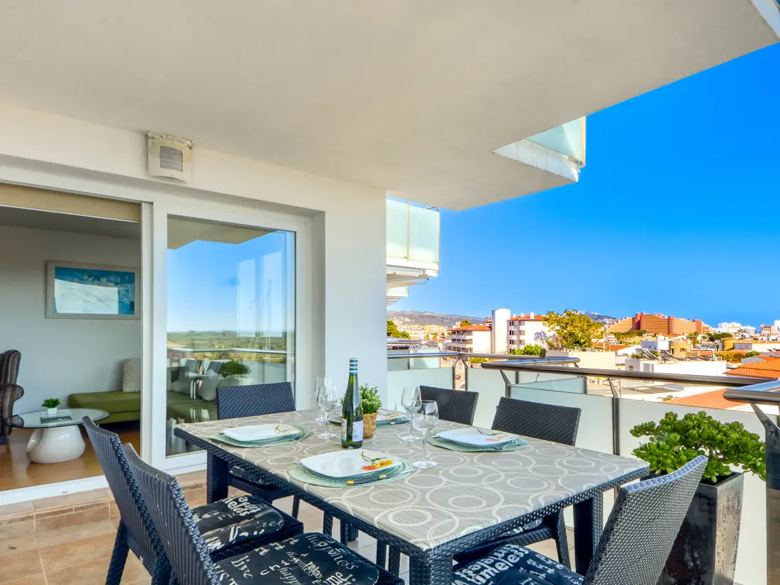 Location de Vacances Roses 1183