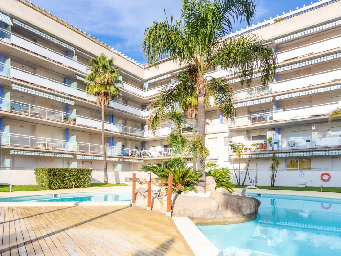 Location de Vacances Roses 1184