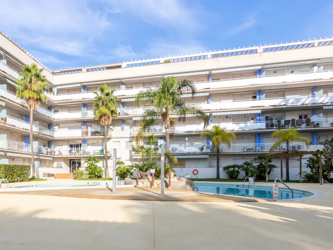 Location de Vacances Roses 1184