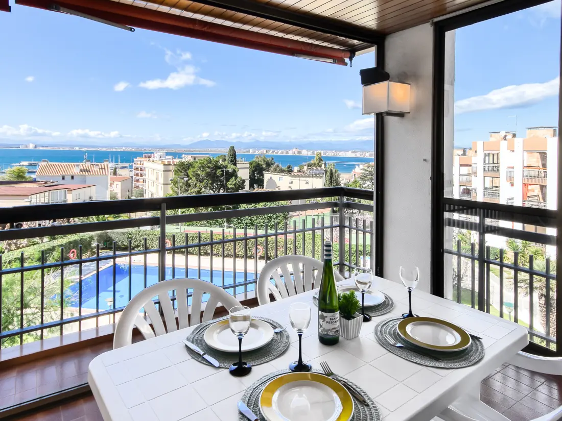 Location de Vacances Roses 1197