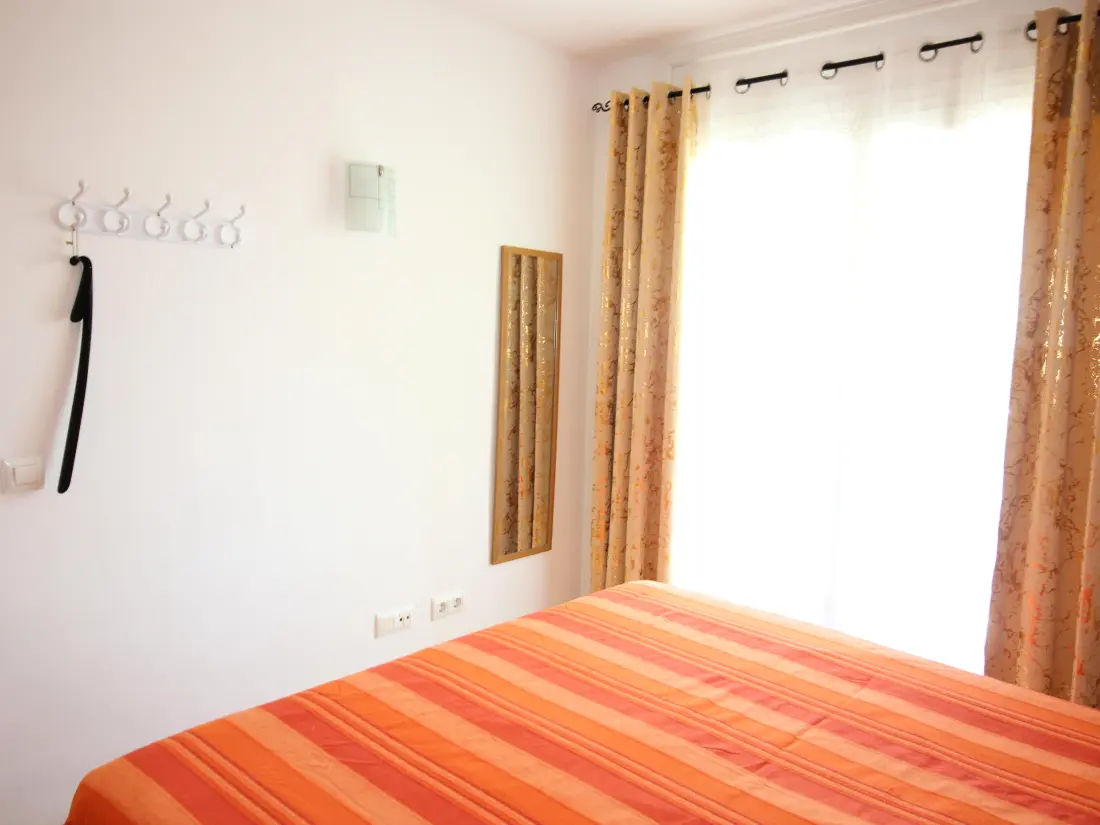 Location de Vacances Roses 1226