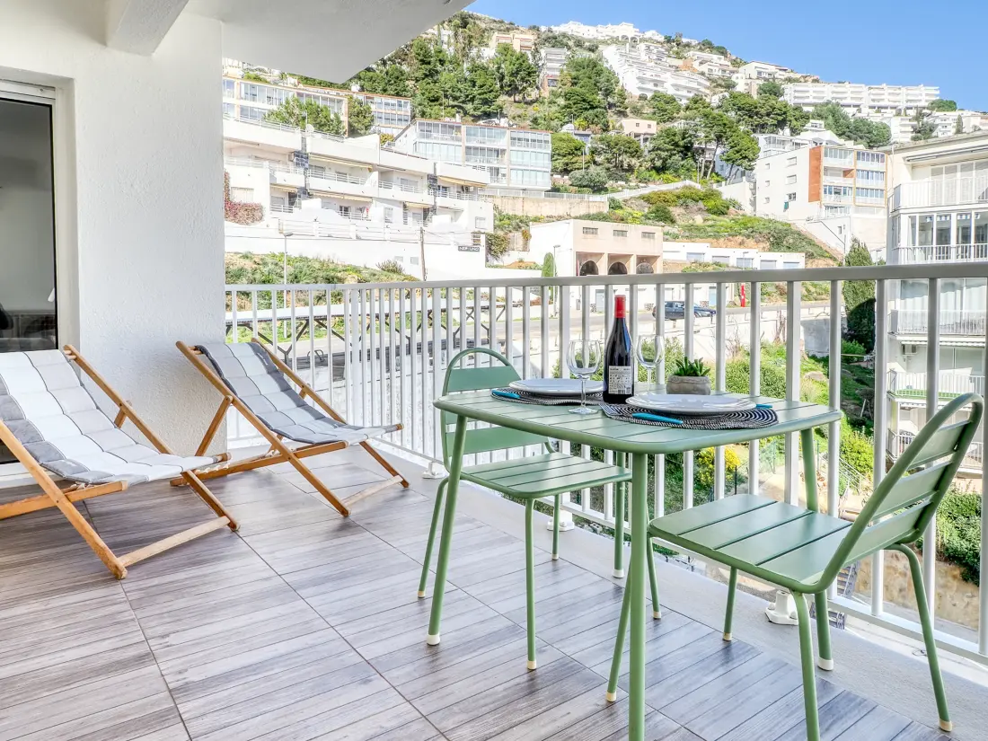 Location de Vacances Roses 1231