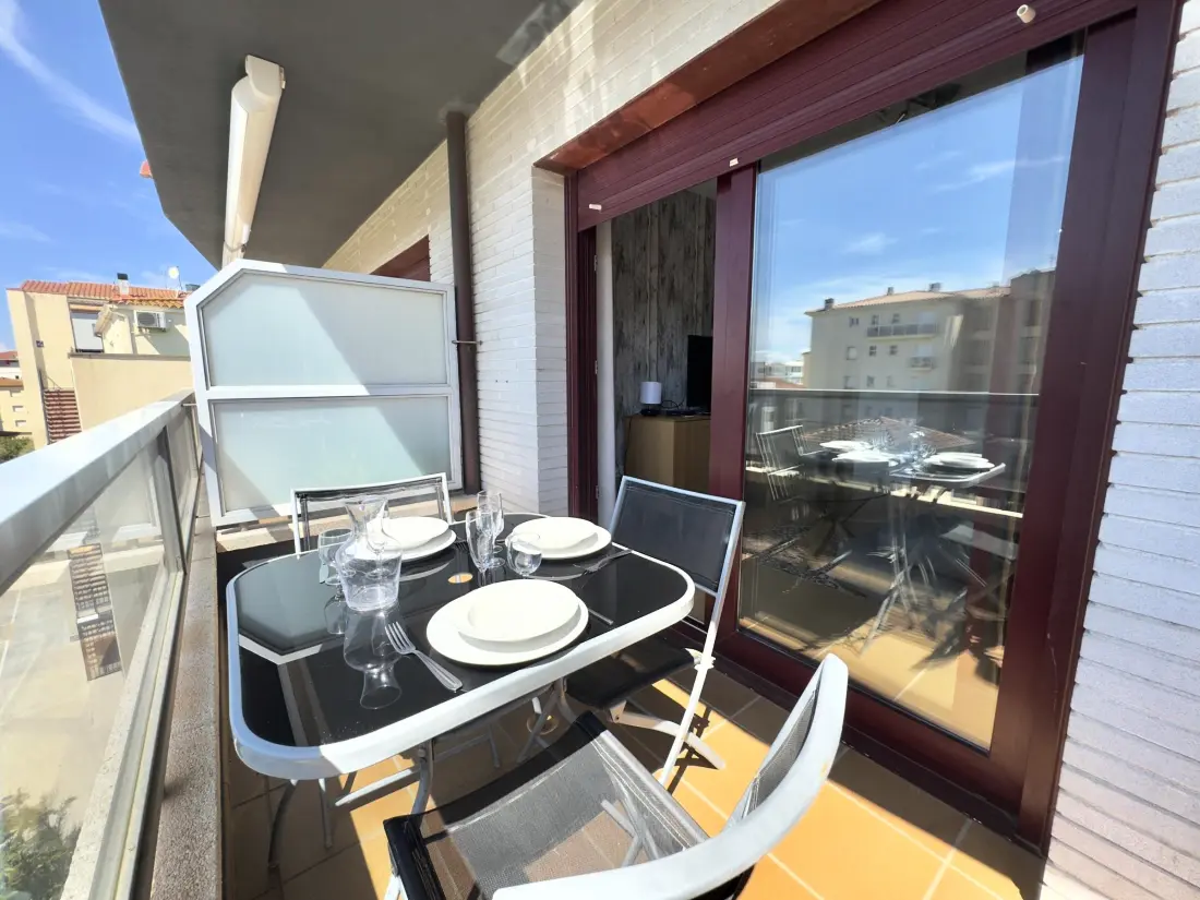 Location de Vacances Roses 1235