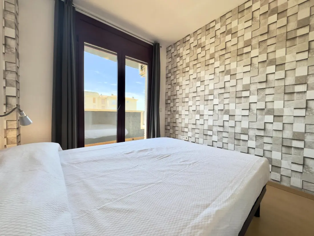Location de Vacances Roses 1235