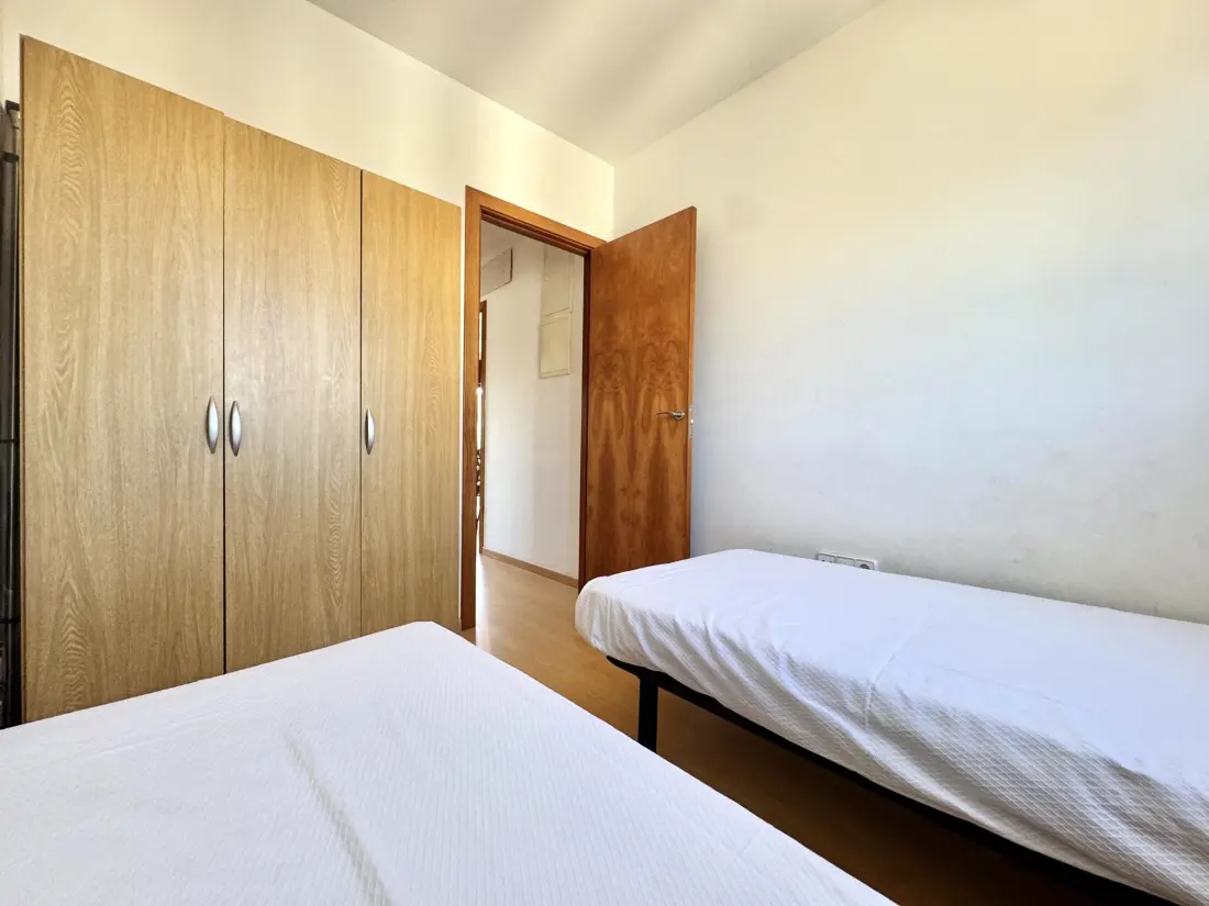 Location de Vacances Roses 1235