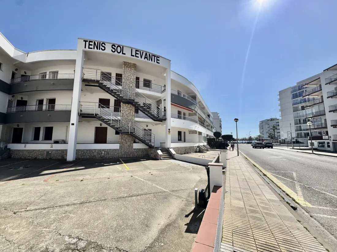 Location de Vacances Roses 1237