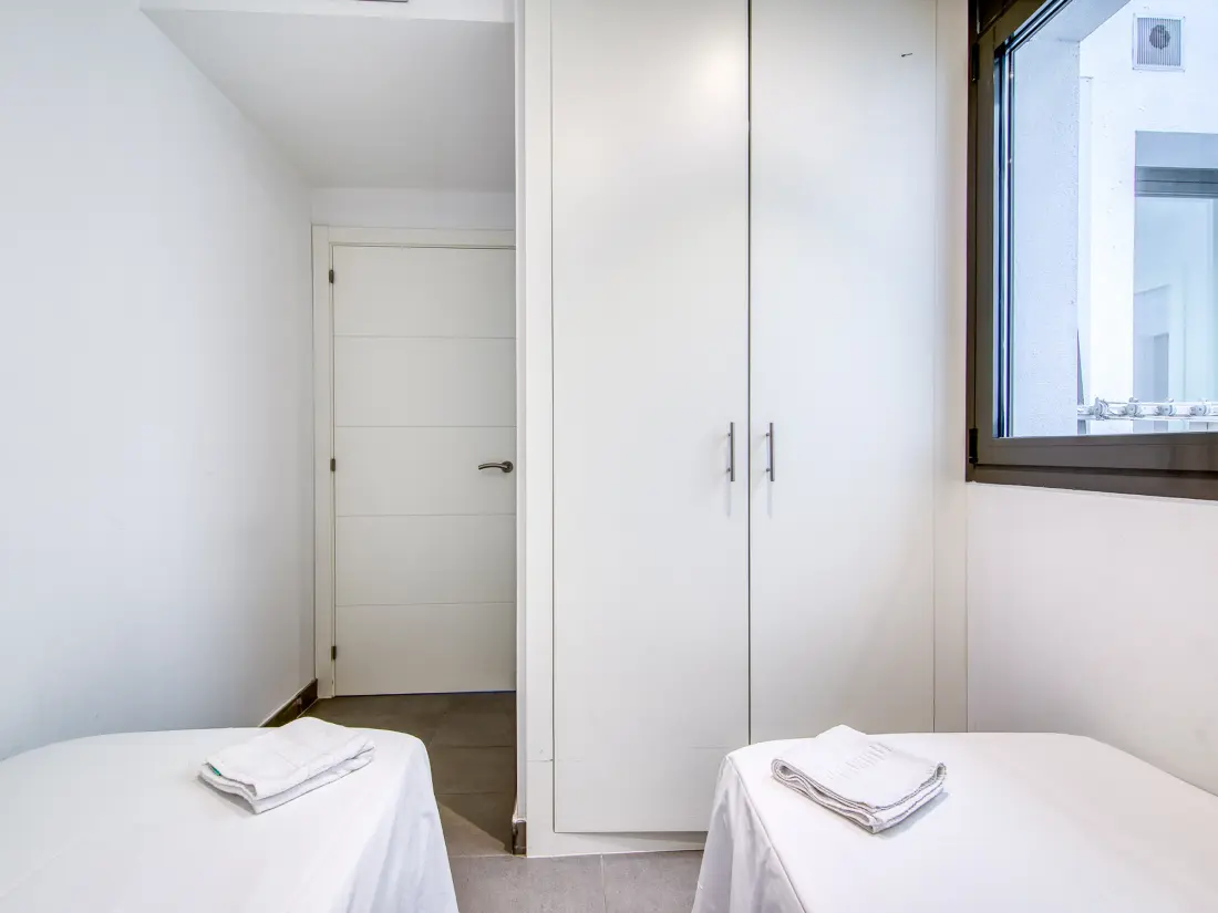 Location de Vacances Roses 1240