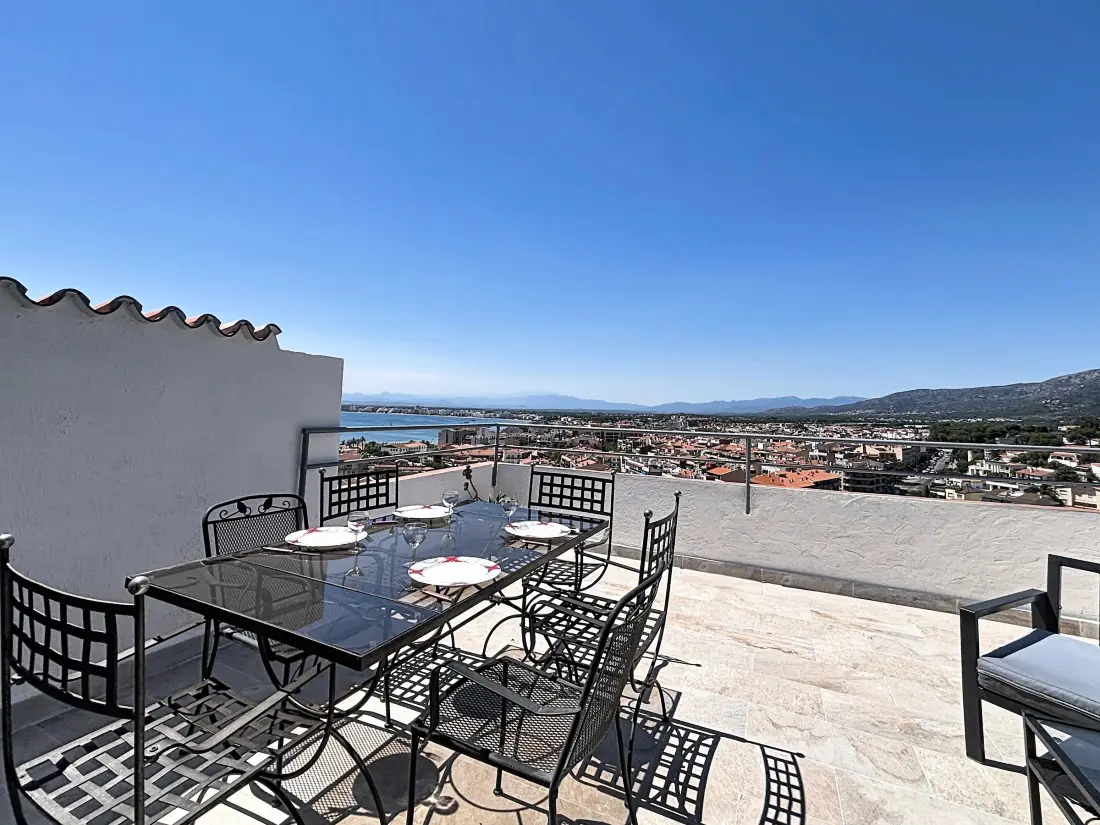 Location de Vacances Roses 1251