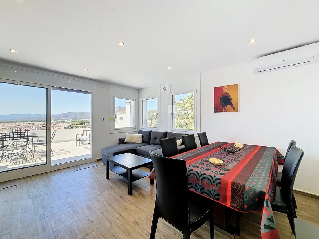 Location de Vacances Roses 1251