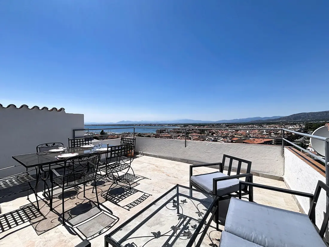 Location de Vacances Roses 1251