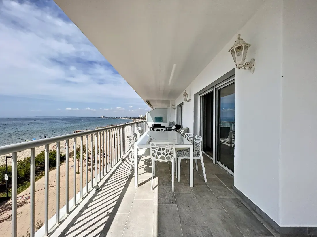 Location de Vacances Roses 1263