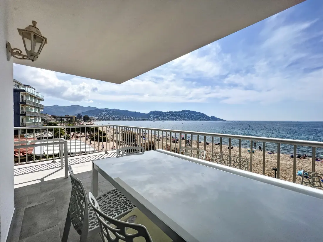 Location de Vacances Roses 1263