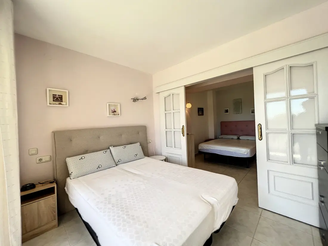 Location de Vacances Roses 1267