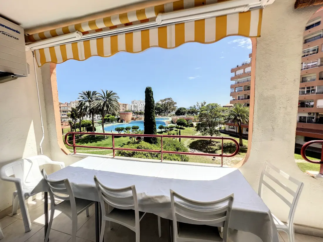 Location de Vacances Roses 1267