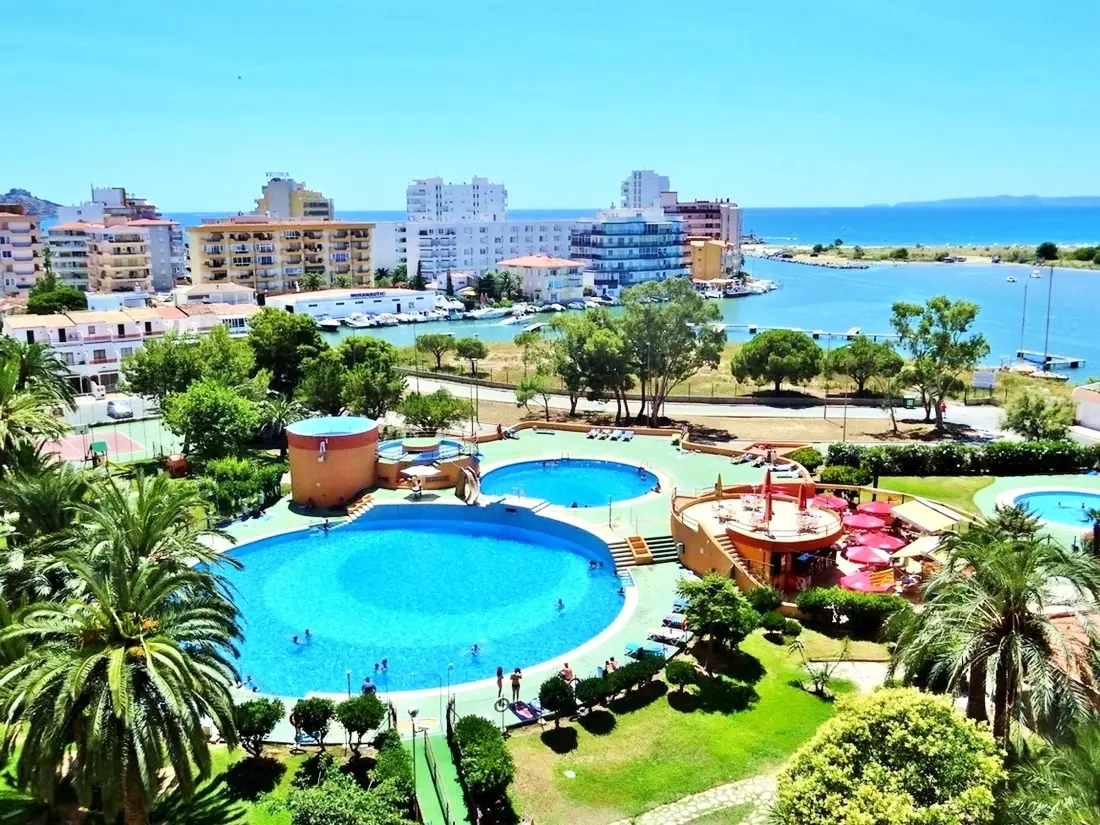 Location de Vacances Roses 1267