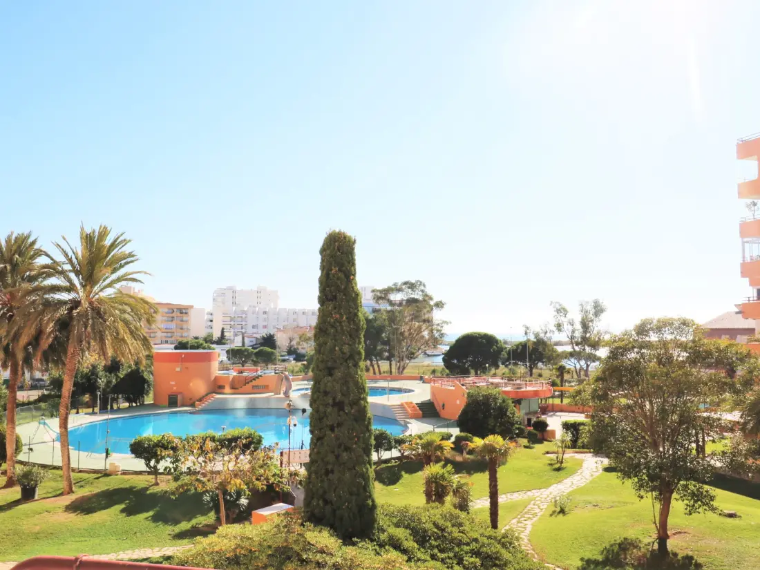 Location de Vacances Roses 1267