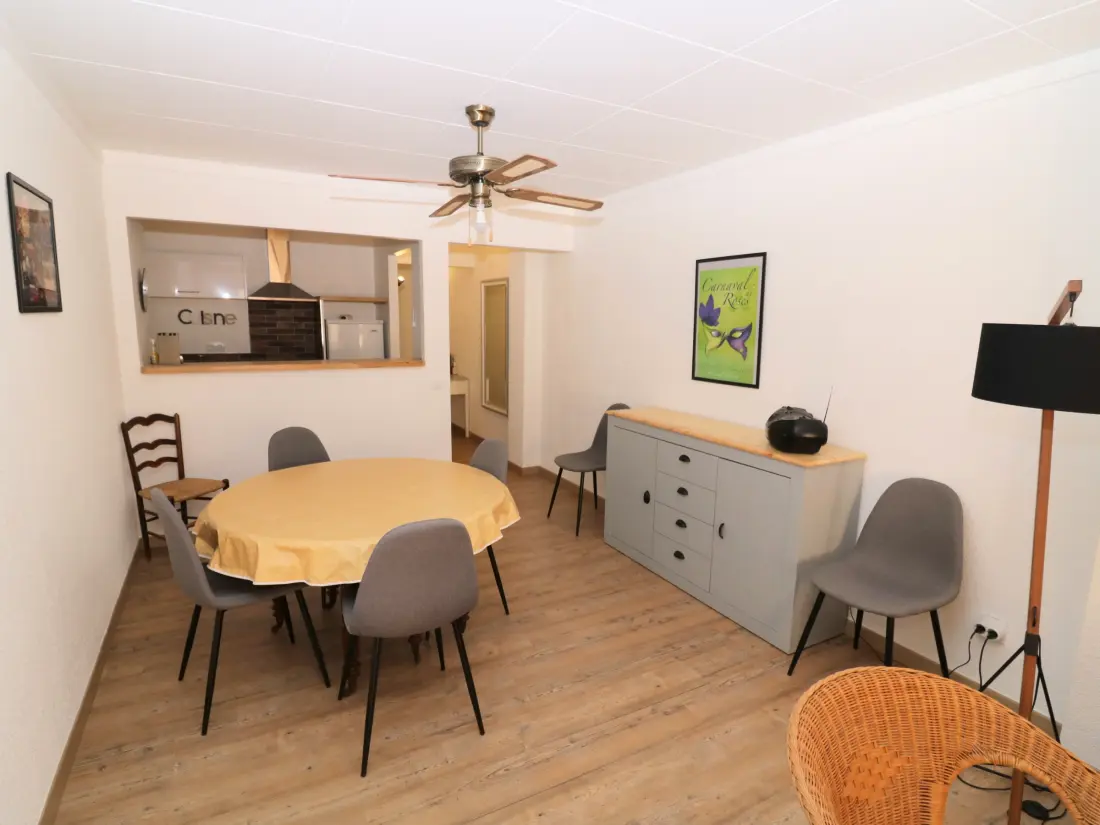 Location de Vacances Roses 1281