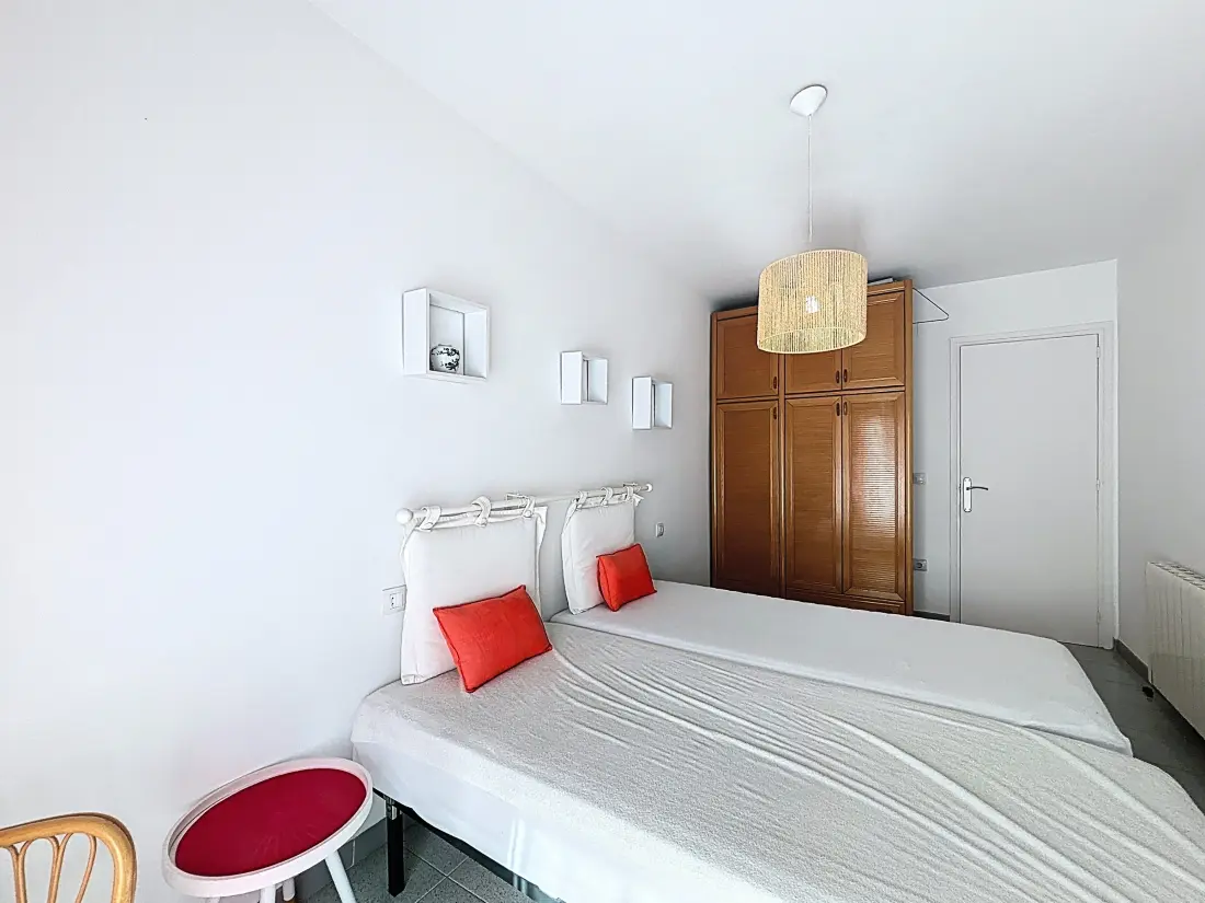 Location de Vacances Roses 1284