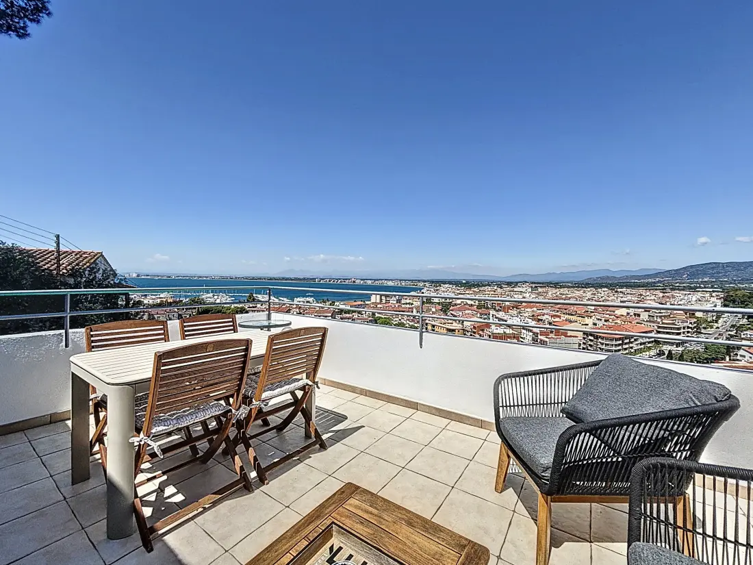 Location de Vacances Roses 1287