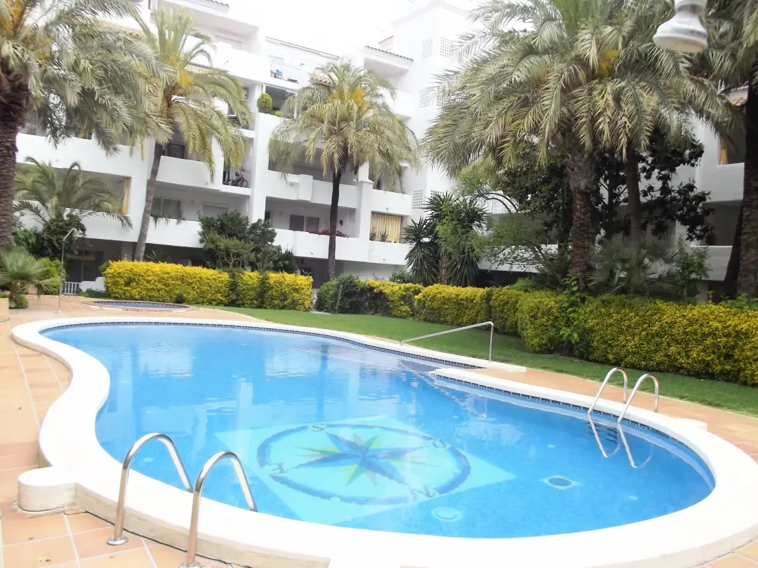 Location de Vacances Roses 1297