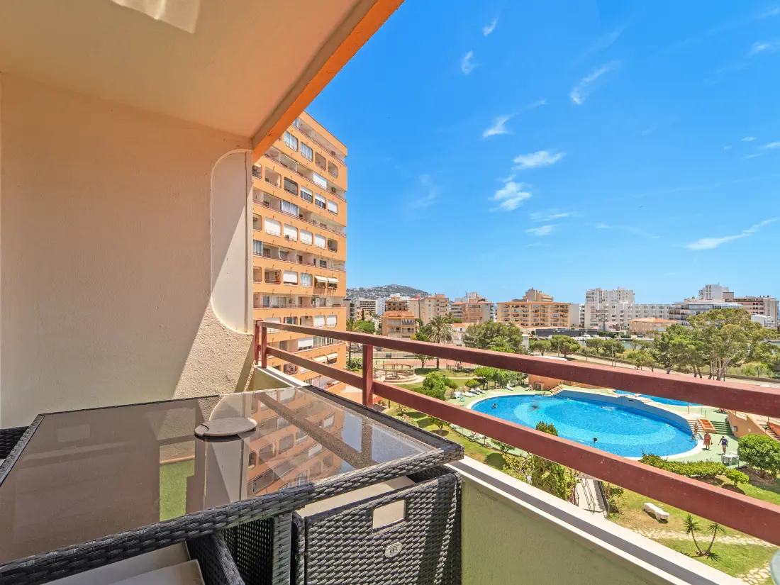 Location de Vacances Roses 1335
