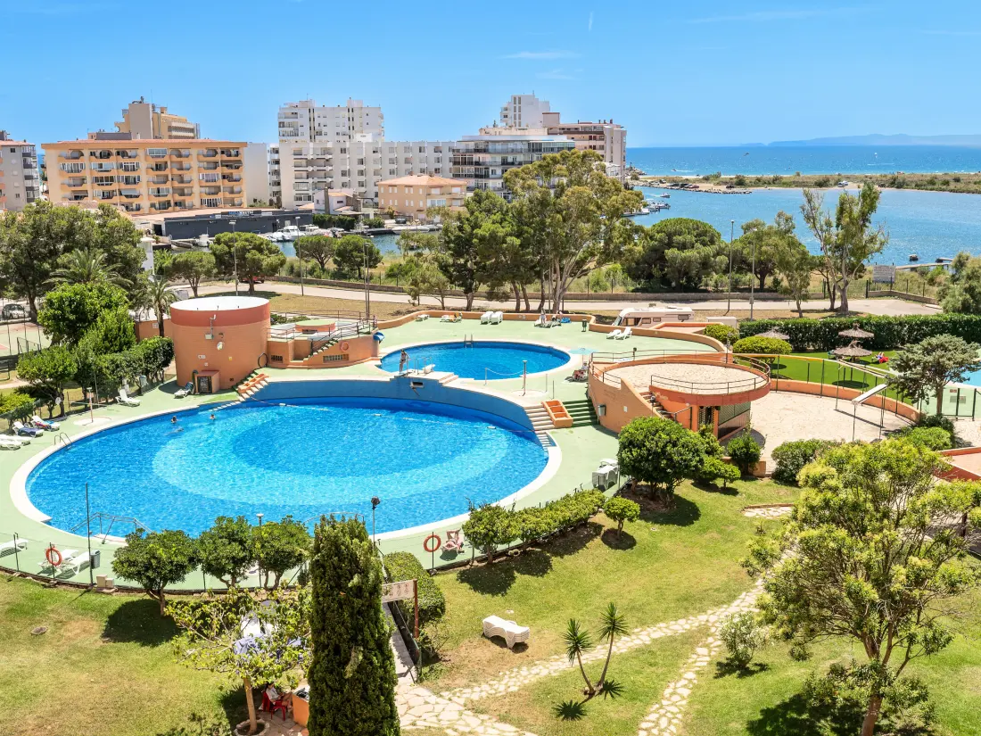 Location de Vacances Roses 1335