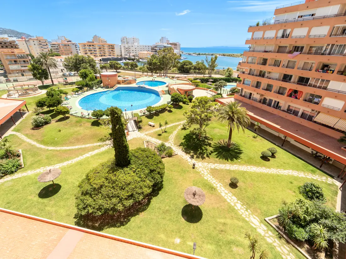 Location de Vacances Roses 1335