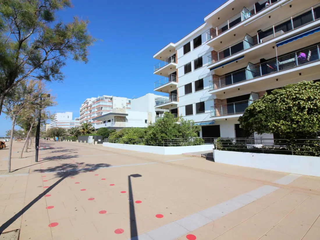 Location de Vacances Roses 166
