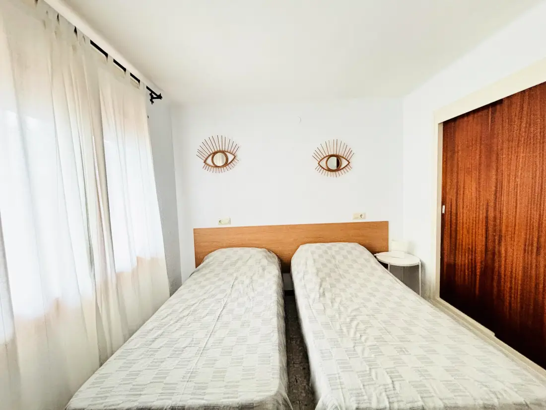 Location de Vacances Roses 321