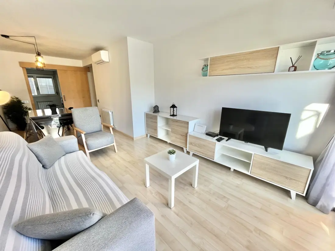 Location de Vacances Roses 389