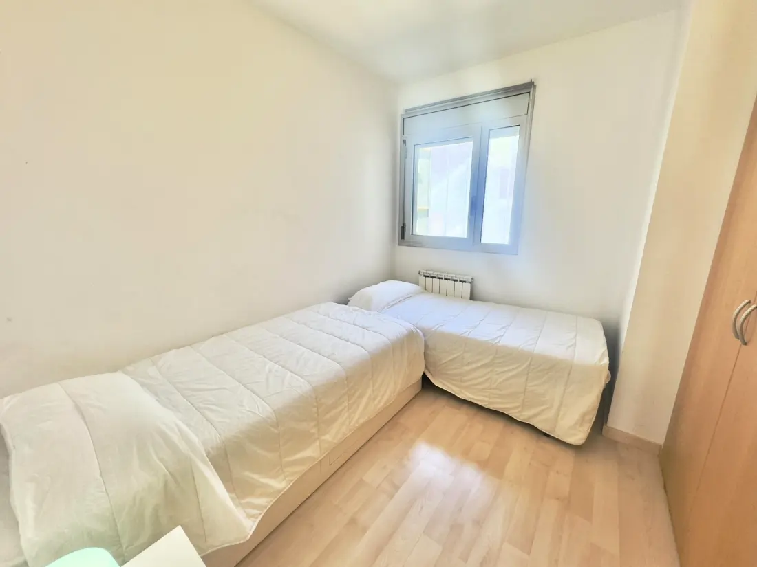 Location de Vacances Roses 389